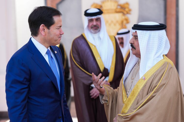Iran attacks Bahrain and Kuwait following US strikes and threatens to halt talks